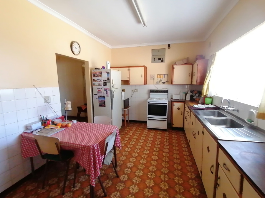 4 Bedroom Property for Sale in Stellenberg Western Cape